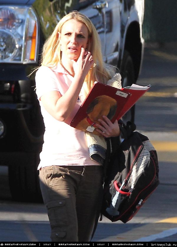 Бритни в Калабасас.12.jpg(Бритни Спирс, Britney Spears)