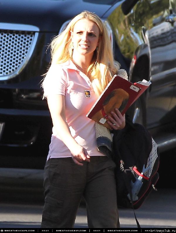 Бритни в Калабасас.14.jpg(Бритни Спирс, Britney Spears)