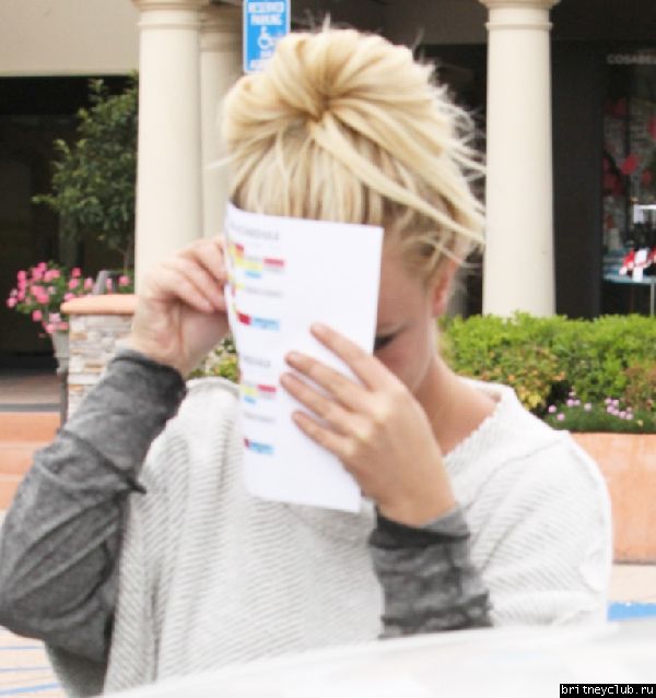 2012.05.01 - Бритни в Голливуде09.jpg(Бритни Спирс, Britney Spears)
