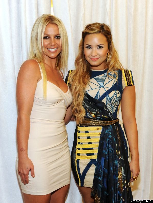 Бритни на оглашении новых судей шоу X-Factor29.jpg(Бритни Спирс, Britney Spears)