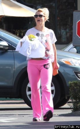 Бритни на шоппинге в Калабасасе34.jpg(Бритни Спирс, Britney Spears)