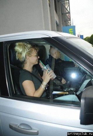 Бритни в Беверли Хиллз05.jpg(Бритни Спирс, Britney Spears)