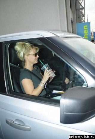 Бритни в Беверли Хиллз19.jpg(Бритни Спирс, Britney Spears)