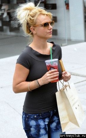 Бритни в Беверли Хиллз25.jpg(Бритни Спирс, Britney Spears)
