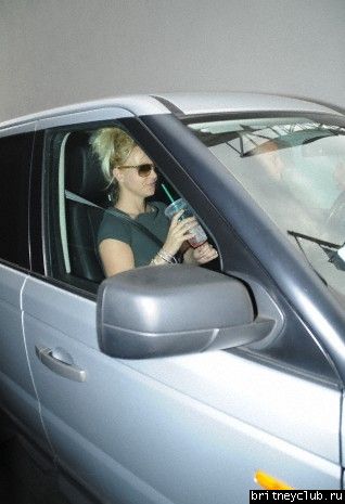 Бритни в Беверли Хиллз33.jpg(Бритни Спирс, Britney Spears)