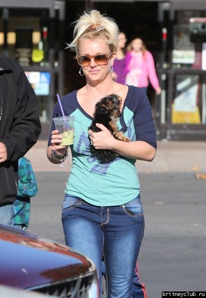 Бритни с детьми в Таузенд-Оакс62.jpg(Бритни Спирс, Britney Spears)