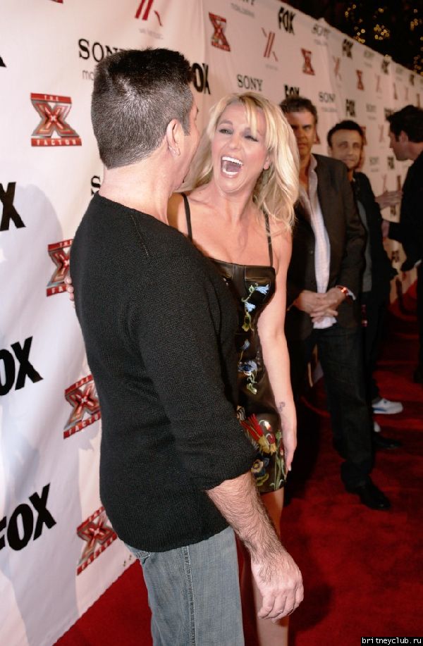 Бритни на вечеринке в честь 4-ки финалистов The X Factor27.jpg(Бритни Спирс, Britney Spears)