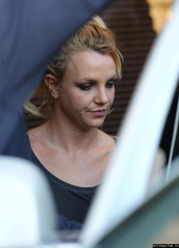 Бритни с детьми покидает танцевальную студию ROCKIT24.jpg(Бритни Спирс, Britney Spears)
