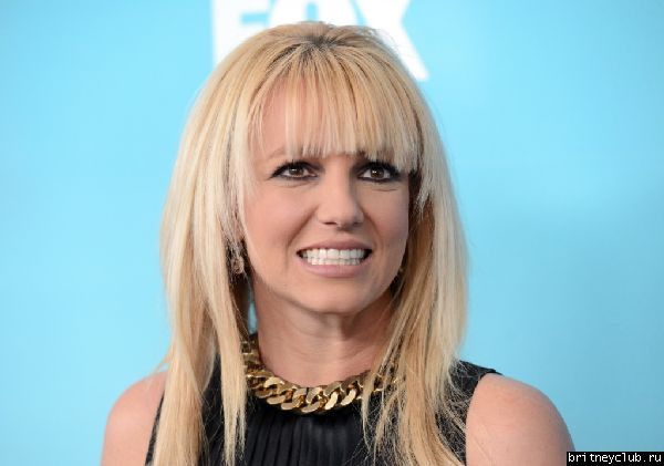 Бритни на пресс-конференции по случаю финала The X Factor USA49.jpg(Бритни Спирс, Britney Spears)