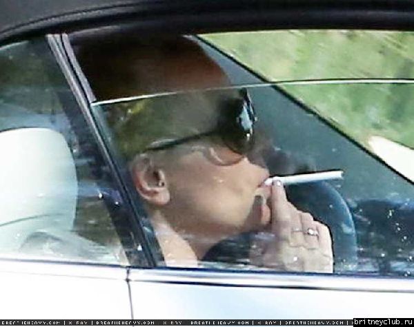 Бритни посетила салон красоты в Лос-Анджелесе16.jpg(Бритни Спирс, Britney Spears)