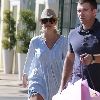 Бритни после шоппинга в бутике Calypso и гипермаркете Target