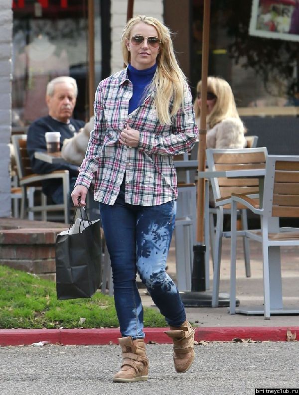 Бритни на шоппинге в Калабасасе24.jpg(Бритни Спирс, Britney Spears)