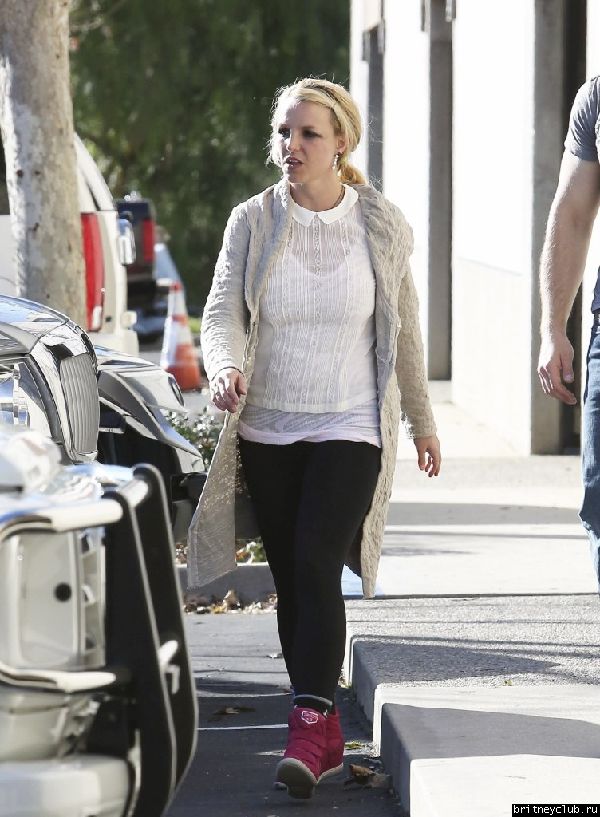 Бритни забирает детей из гимнастического зала!18.jpg(Бритни Спирс, Britney Spears)