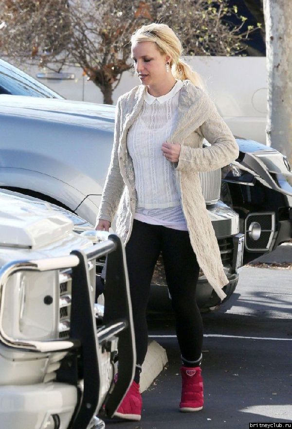 Бритни забирает детей из гимнастического зала!21.jpg(Бритни Спирс, Britney Spears)