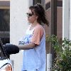 Бритни покидает танцевальную студию в Thousand Oaks