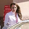 Бритни покидает супермаркет Target