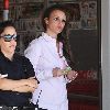 Бритни покидает супермаркет Target
