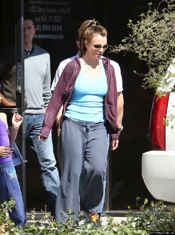 Бритни проводит время в Лос-Анджелесе35.jpg(Бритни Спирс, Britney Spears)