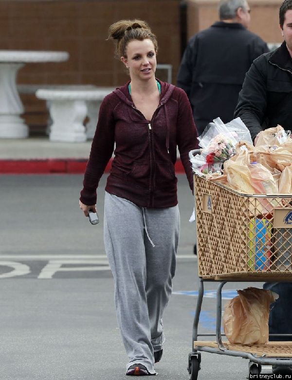 Бритни посетила супермаркет  Albertsons01.jpg(Бритни Спирс, Britney Spears)