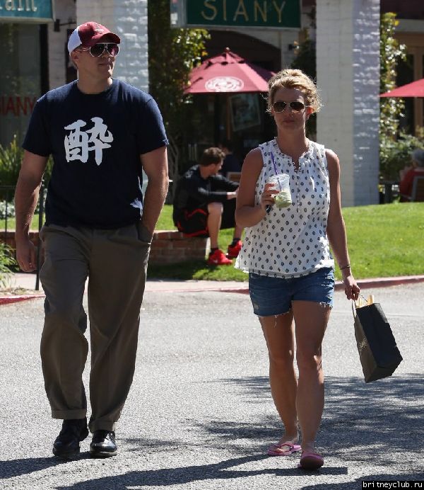 Бритни и Дэвид в  Thousand Oaks34.jpg(Бритни Спирс, Britney Spears)