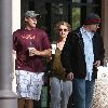 Бритни и Дэвид покидают Starbucks в Thousand Oaks 