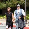 Бритни и Дэвид на шоппинге в Thousand Oaks