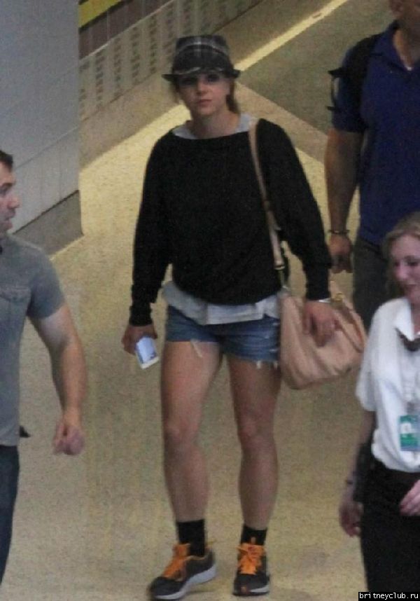 Бритни и Дэвид в аэропорту в Лас-Вегасе2.jpg(Бритни Спирс, Britney Spears)
