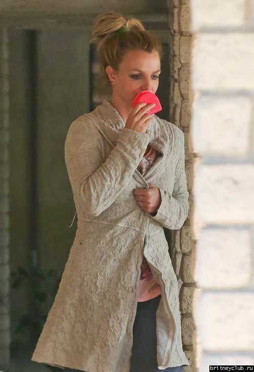 Бритни покидает стоматолога в Thousand Oaks11.jpg(Бритни Спирс, Britney Spears)