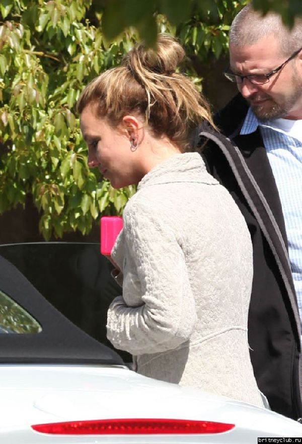 Бритни покидает стоматолога в Thousand Oaks25.jpg(Бритни Спирс, Britney Spears)