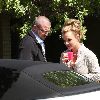 Бритни покидает стоматолога в Thousand Oaks