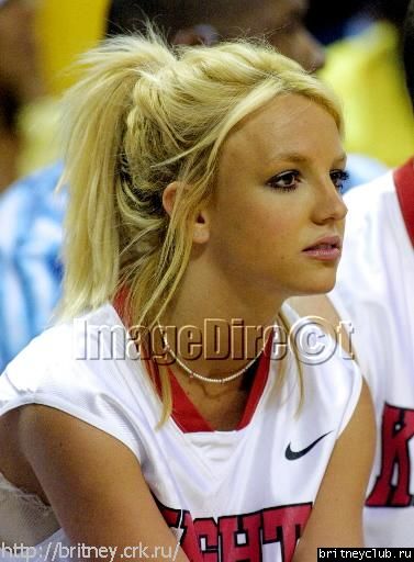 Бритни и Джастин на баскетбольном матчеchallenge16.jpg(Бритни Спирс, Britney Spears)