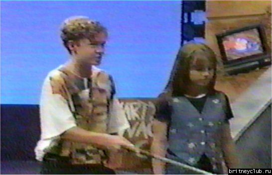 Mickey Mouse Club - Бритни и Джастин - Wacky Golf3.jpg(Бритни Спирс, Britney Spears)