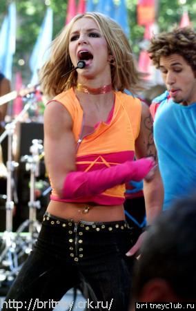 Бритни на шоу Today08.jpg(Бритни Спирс, Britney Spears)