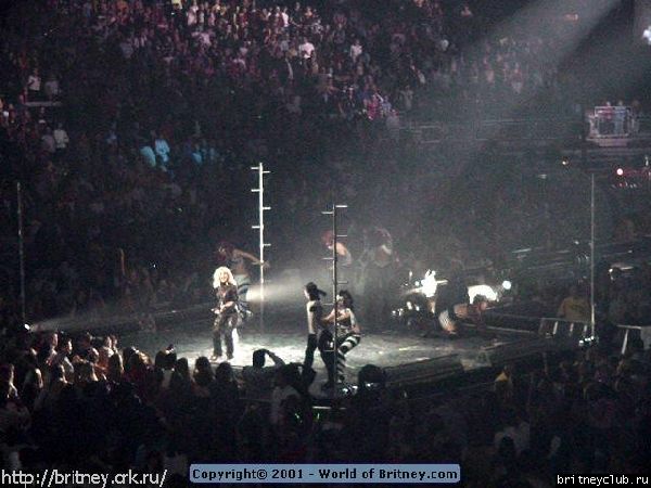 D.W.D. "Columbus, Ohio" (1 ноября 2001)14.jpg(Бритни Спирс, Britney Spears)