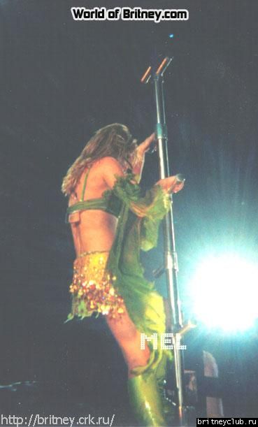 D.W.D. tour "Pittsburgh, PA" (2 ноября 2001 года)07.jpg(Бритни Спирс, Britney Spears)