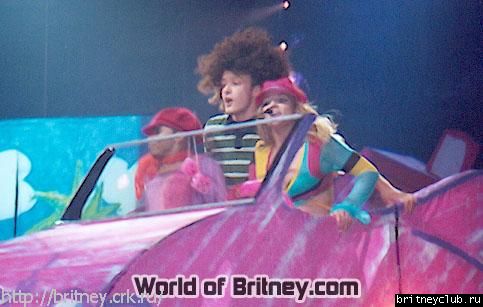 D.W.D. tour Toronto, Canada  (5 ноября 2001 года)10.jpg(Бритни Спирс, Britney Spears)
