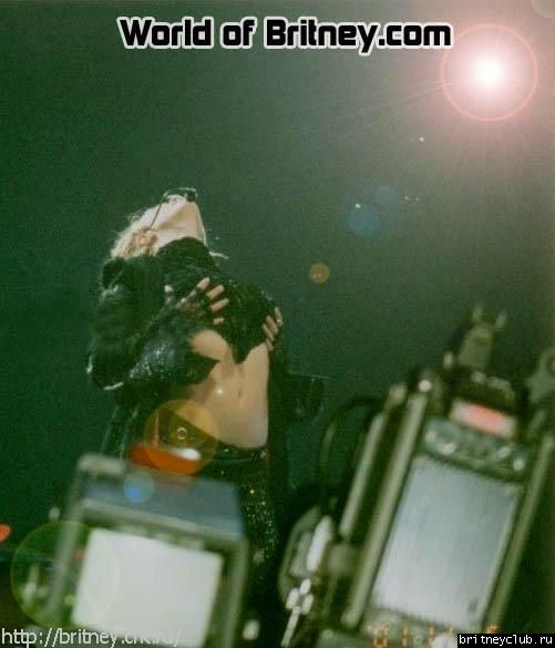 D.W.D. tour Toronto, Canada  (5 ноября 2001 года)11.jpg(Бритни Спирс, Britney Spears)