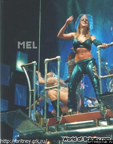 D.W.D. University Park, PA (8 ноября 2001 года)02.jpg(Бритни Спирс, Britney Spears)