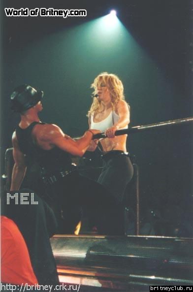 D.W.D. University Park, PA (8 ноября 2001 года)09.jpg(Бритни Спирс, Britney Spears)