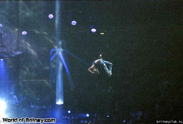D.W.D. tour Denver, Colorado (12 ноября 2001 года)04.jpg(Бритни Спирс, Britney Spears)